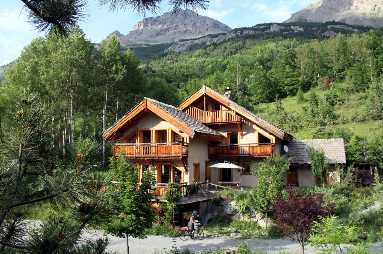 La Paille Bed & Breakfast Pelvoux